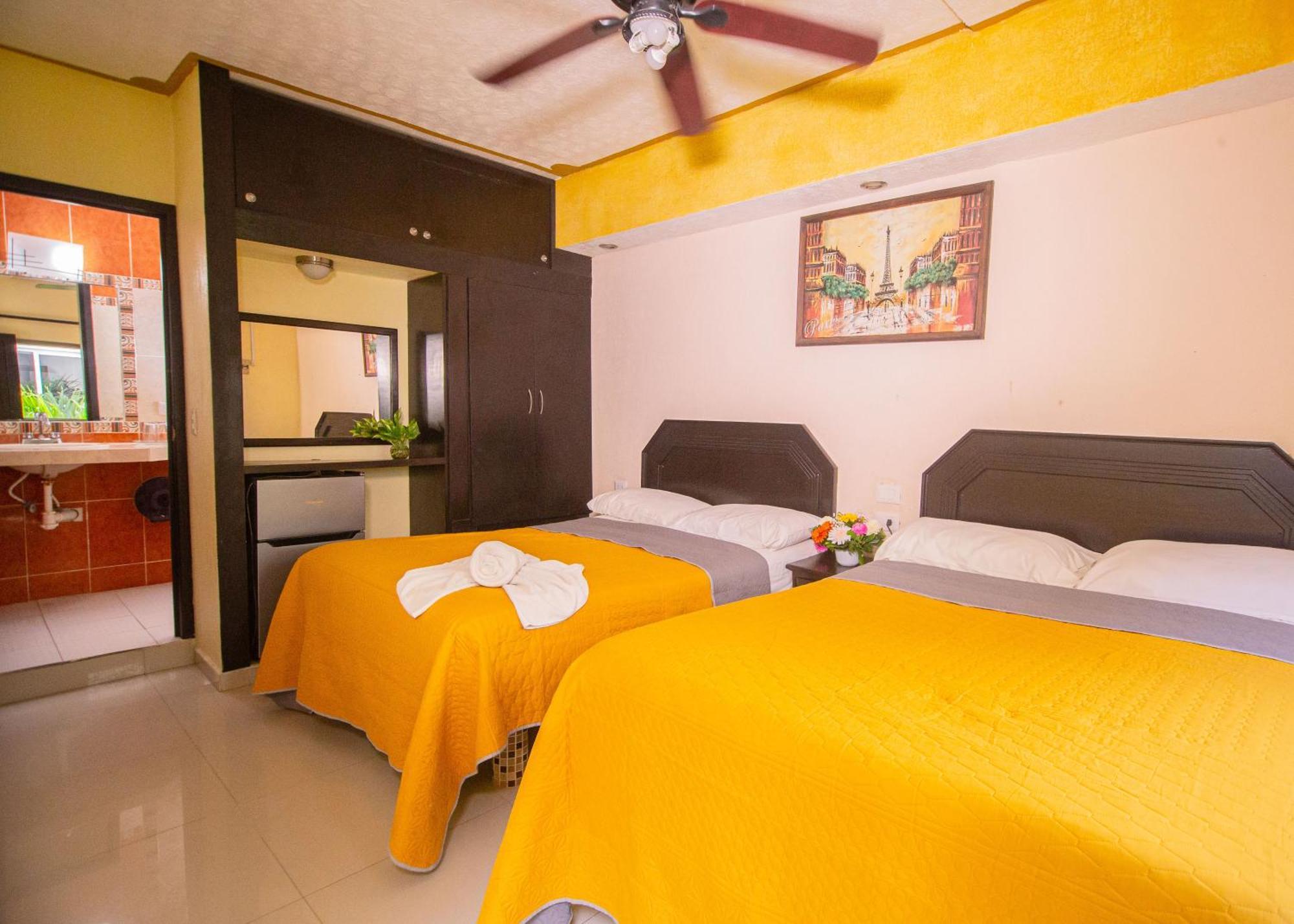 Hotel Melina Playa del Carmen Exterior photo